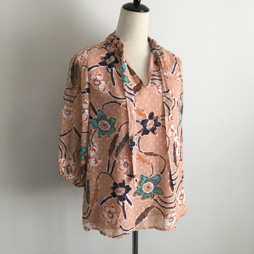 NWOT JOIE Beige MultiColor Floral Print Textured 3/4 Sleeve Tie Collar Shirt